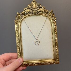 Sterling Silver 925 Clover Pendant w/ White Gold Plated 18” Chain